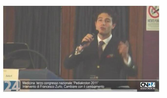 Prof-Dr-Francesco M Zurlo durante un Congresso Nazionale parla di Psicologia Medicina Comunicazione- Crotone-Roma-CN24-TV